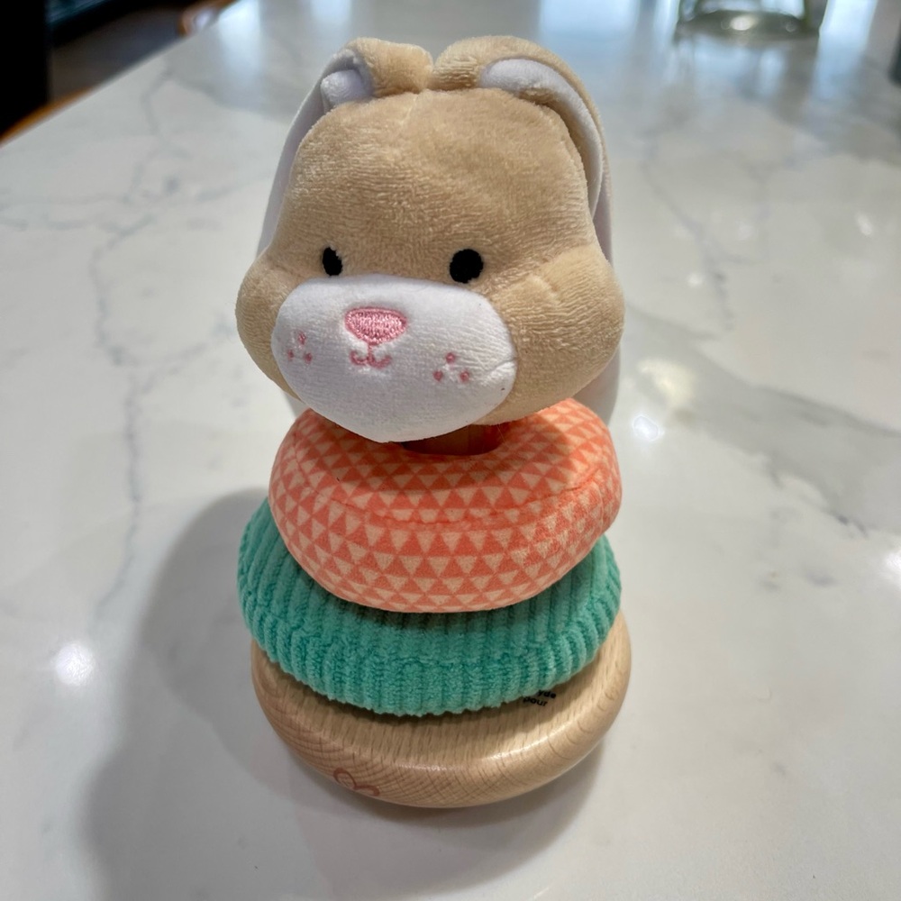 Lot of natural and painted wooden baby and toddler toys. 6-12 months